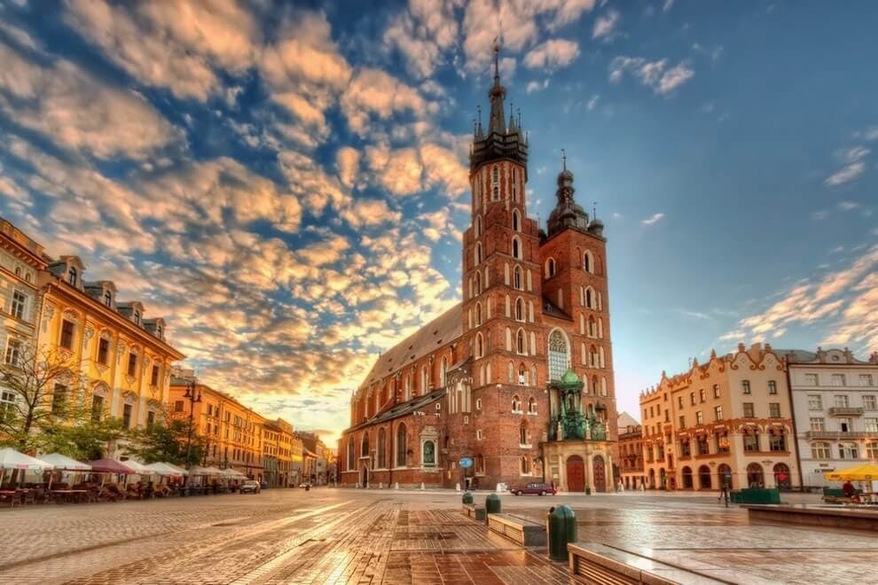 Це місто змусить вас закохатися в Польщу: ваш найкращий гід по Кракову, який перевершить всі очікування!